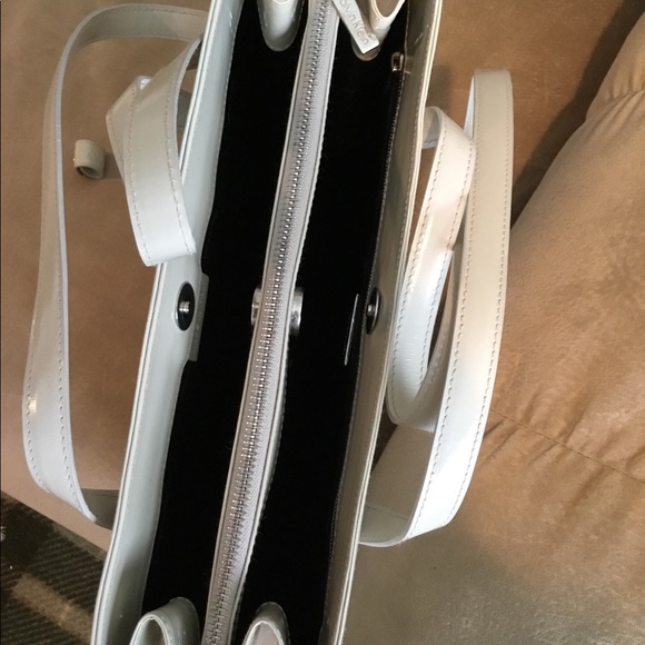 Calvin Klein bag - Picture 7 of 8